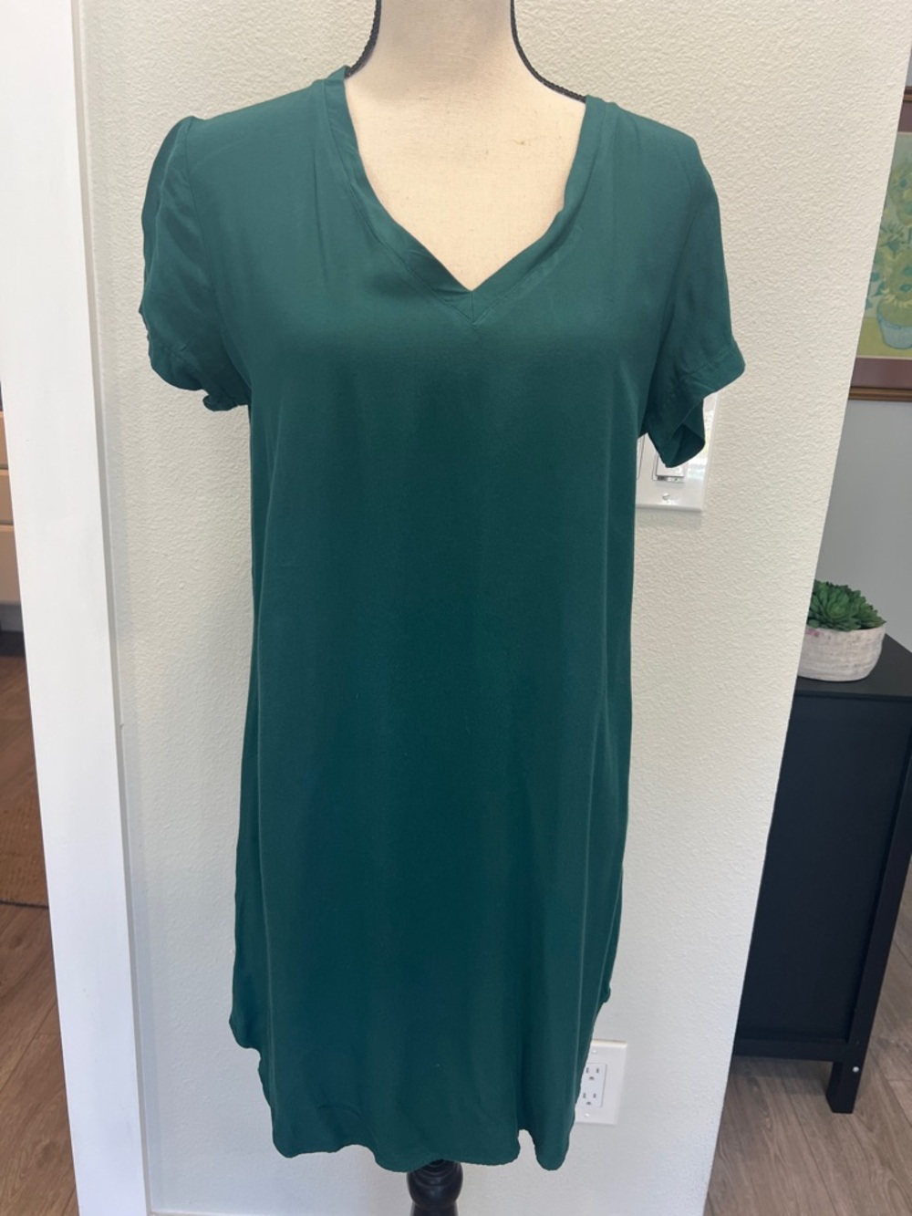 Cloth & Stone by Anthropology Emerald Green V-Neck Short Sleeve Shirt Dress